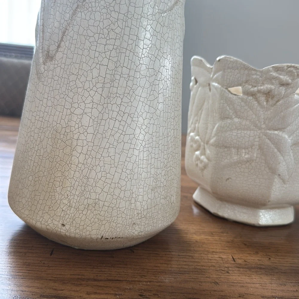 Elegant Floral Patterned Vases - set of 2